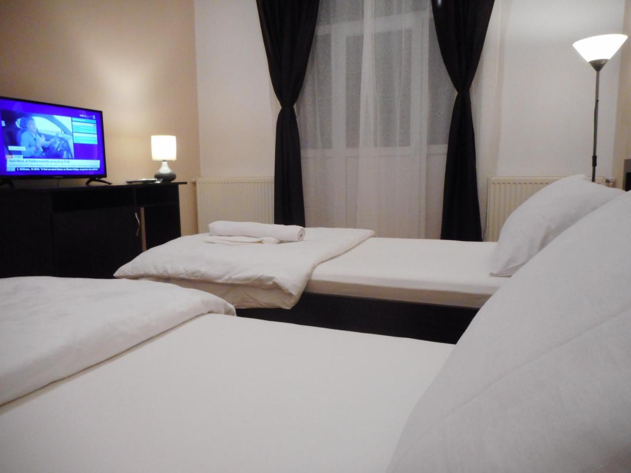 Hotel Holiday Victoria Viktóriaváros Kültér fotó